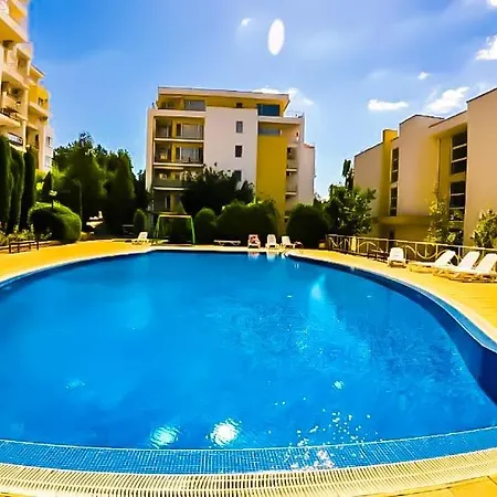 William's - Sixth Large סבטי ולאס