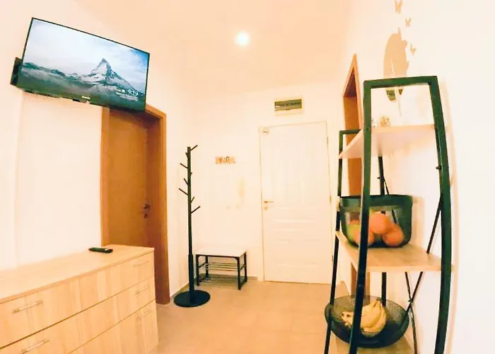 Апартаменти William's - Sixth Large