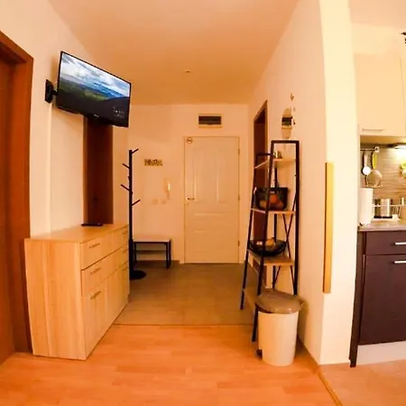 William's - Sixth Large *